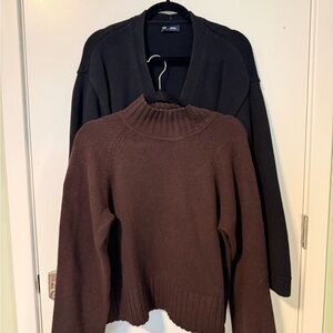 GAP black v neck button cardigan & brown mock neck sweater bundle